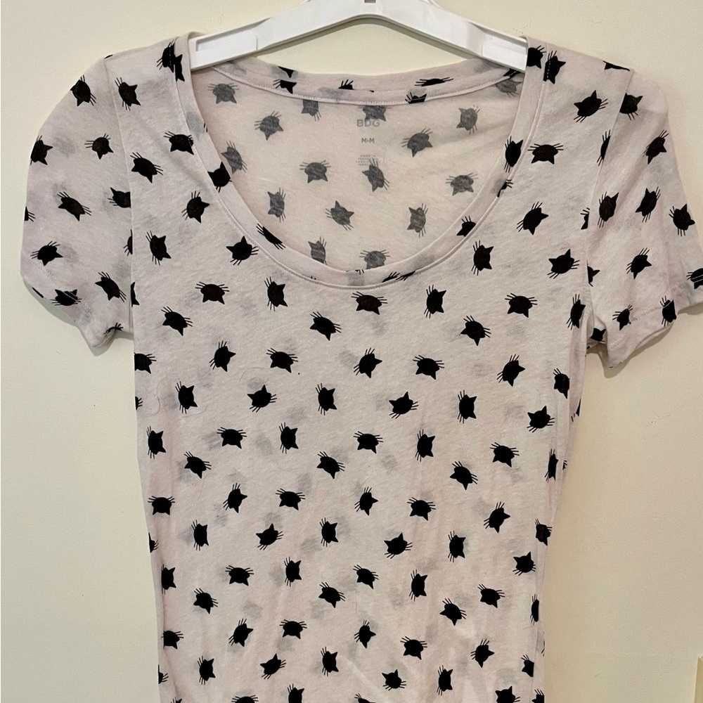 Cat head designed Urban Outfitters Cream and Black Fitted Short Sleeve Tee